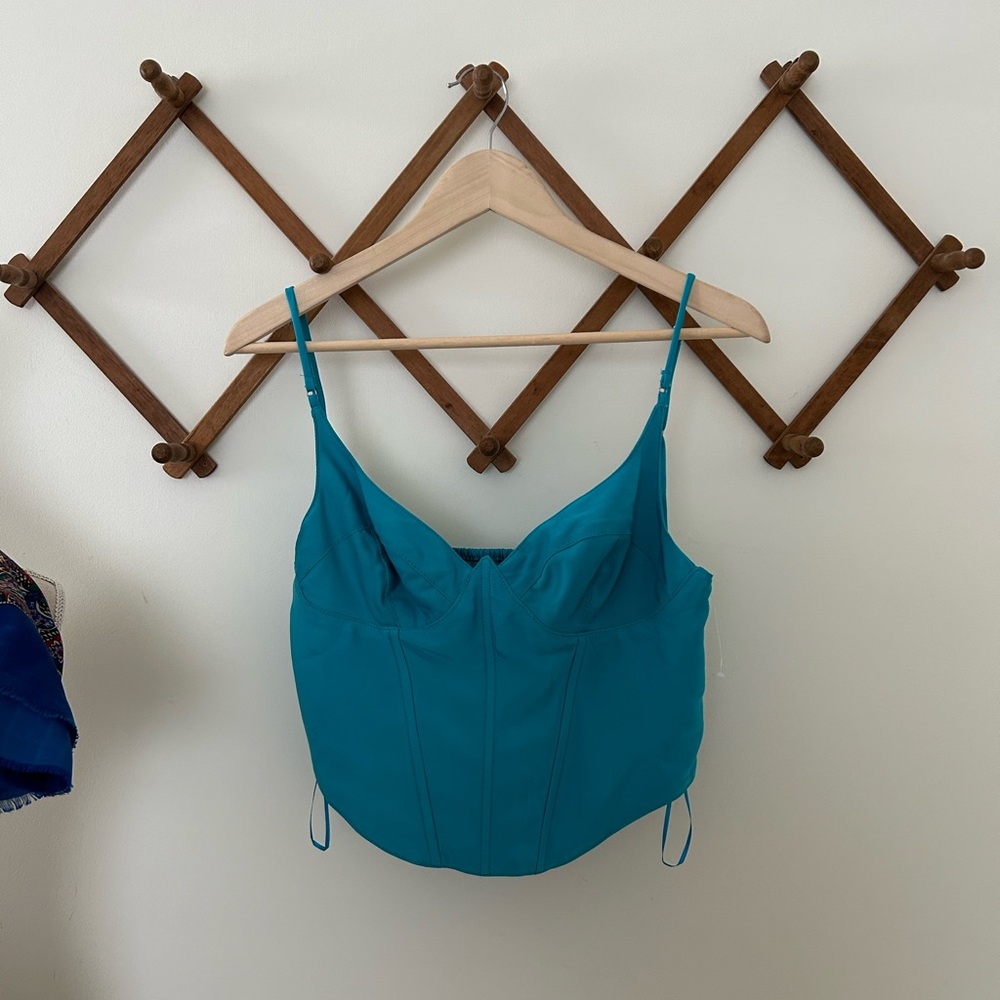 💫LG Blue Bustier Camisole Top